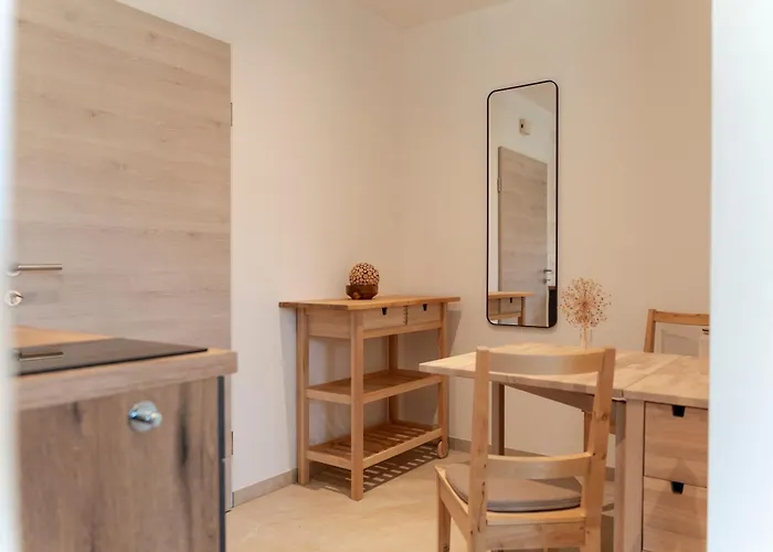 Nest * Saint Wolfgang